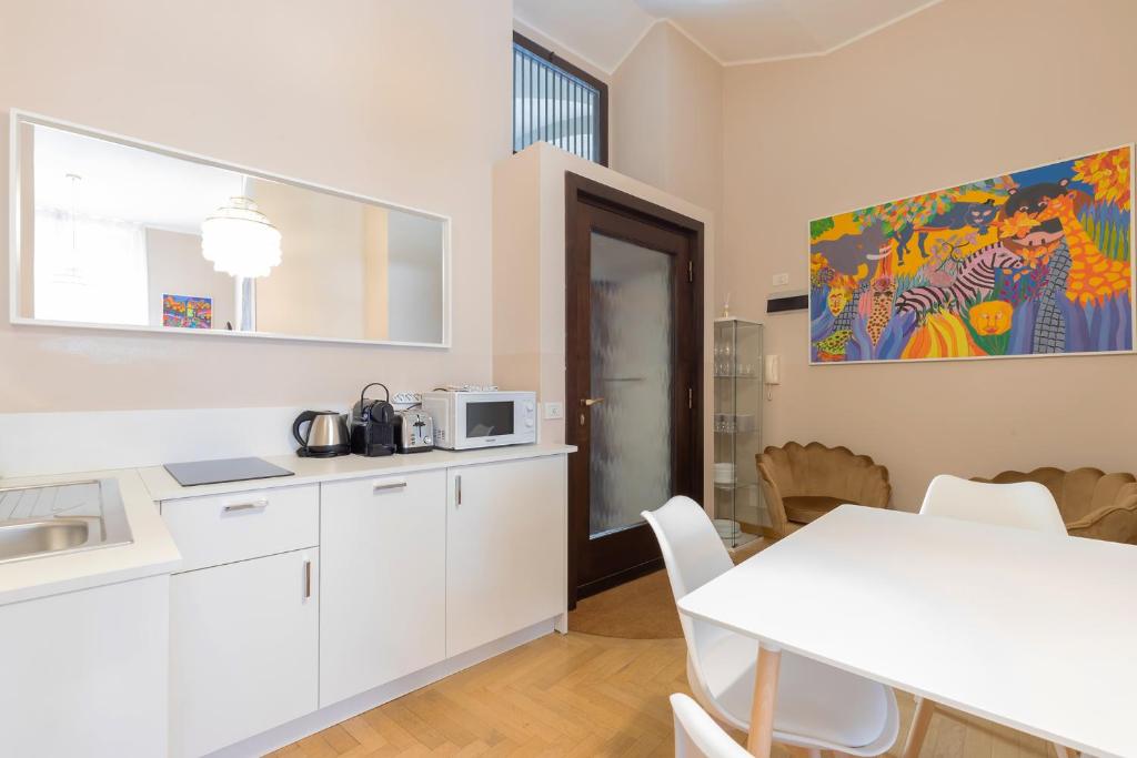 Milan Retreats Duomo Suites - Superior Studio - Via Del Lauro 6