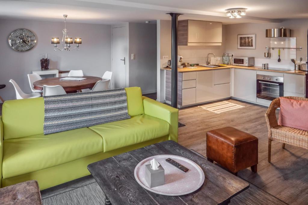 LOGIS Hotel-Restaurant Le Relais d'Aligre - Apartamento Dúplex
