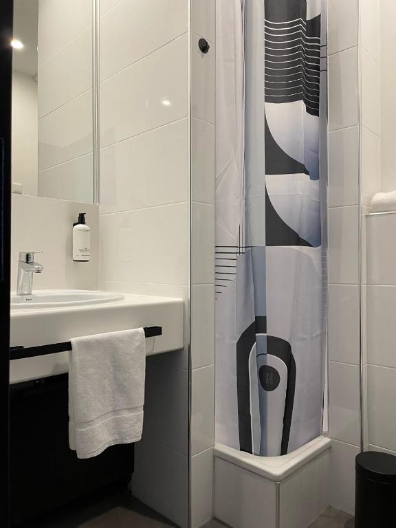 Hotel National Antwerp - Resim 18