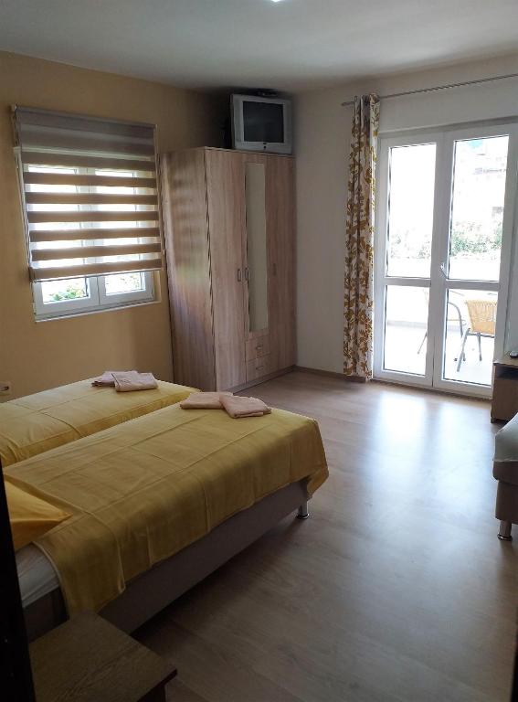 Mirko Apartments Budva - Studio With Balcony (3 Adults)
