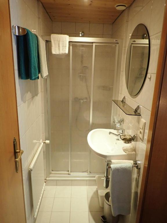 Kúpeľňa v ubytovaní Haus Tuklar