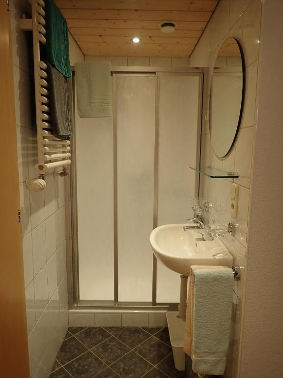 Kúpeľňa v ubytovaní Haus Tuklar