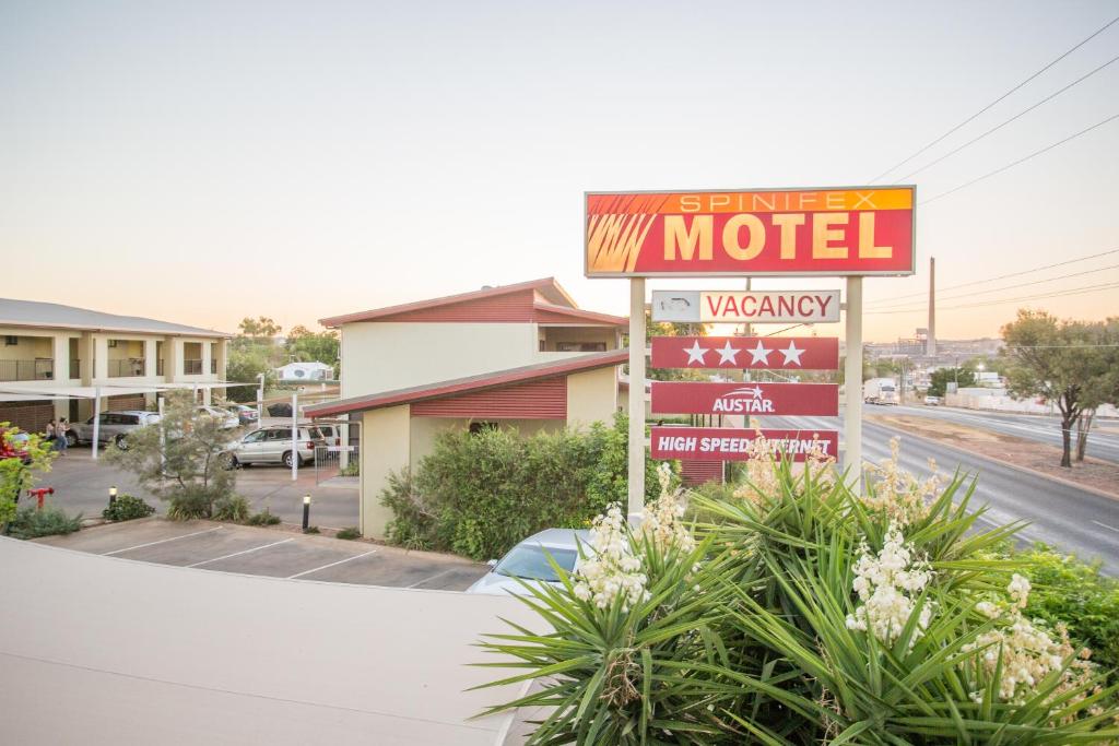 Budova, kde se motel nachází