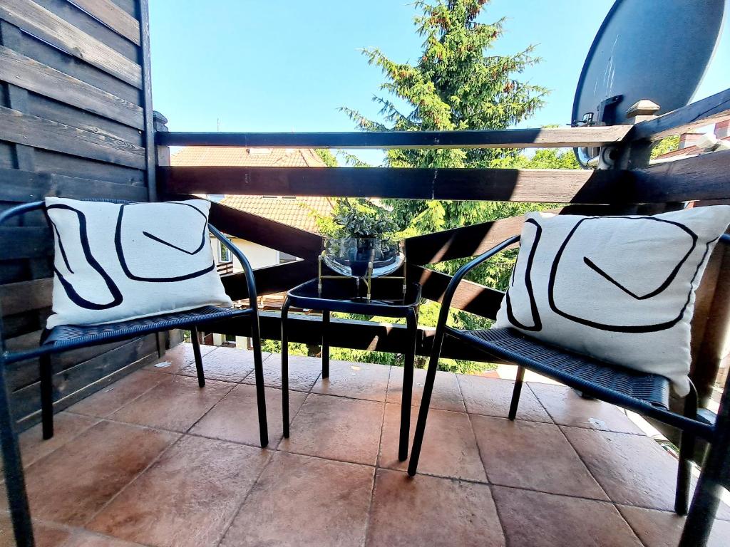 Posedenie v ubytovaní OASIS APARTAMENT GIŻYCKO