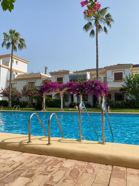 Bazén v ubytovaní EL PATIO - apartment LA LUBICA alebo v jeho blízkosti