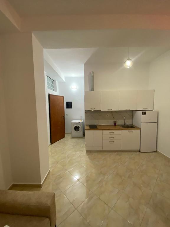 Alessio Apartments 3 - Imazhi 4