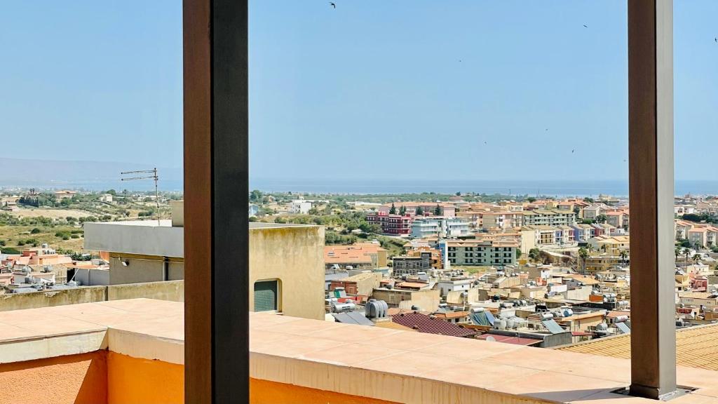 Nespecifikovaný výhled na destinaci Pachino nebo výhled na město při pohledu z apartmánu