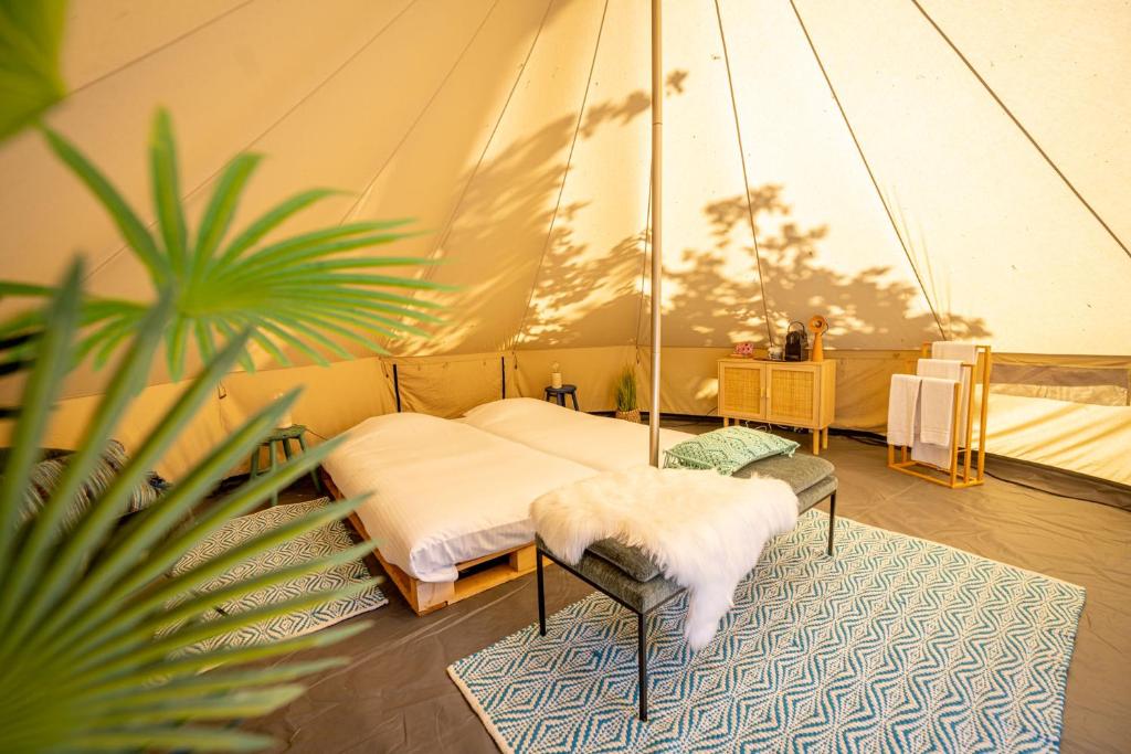 Booking.com: Camping Glamping BIVAK - Urban Gardens Gent , Gante, Bélgica -  292 Comentarios de los clientes . ¡Reserva tu hotel ahora!