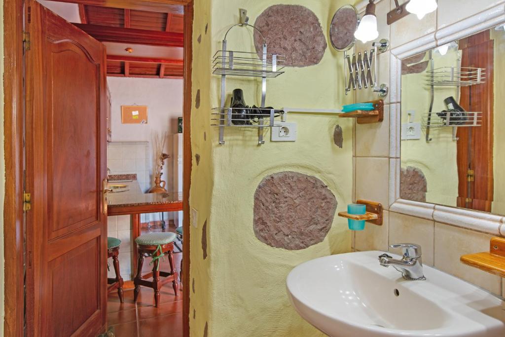 Kúpeľňa v ubytovaní Casita Roque Nublo