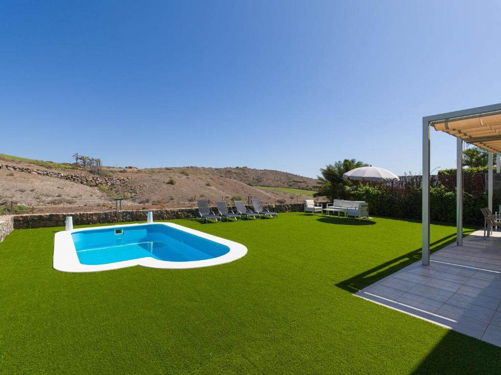 Bazén v ubytování Salobre private pool overlooking to the golf course- Pet friendly nebo v jeho okolí