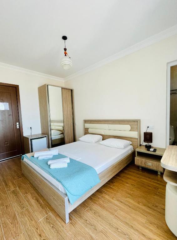 Postel nebo postele na pokoji v ubytování Sea Line Hotel