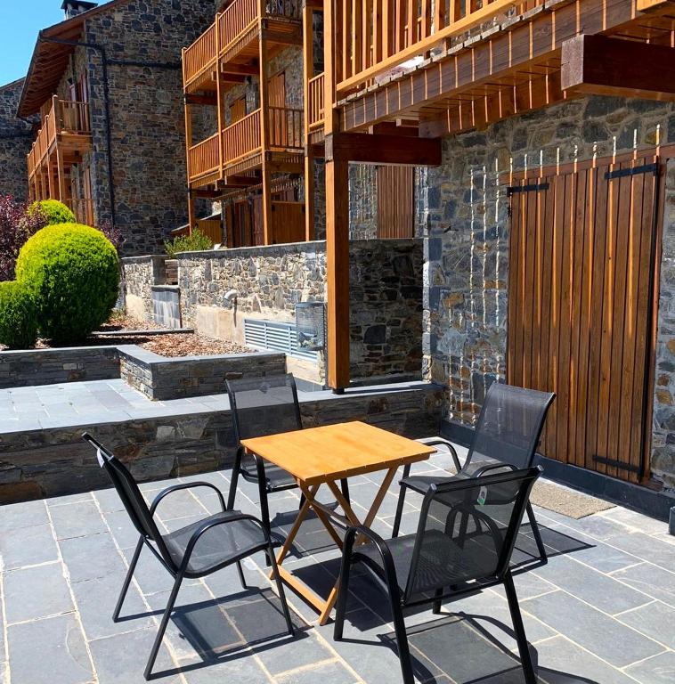 Casa adosada ideal familias en GER-PLETA DE SAGA - отзывы и видео