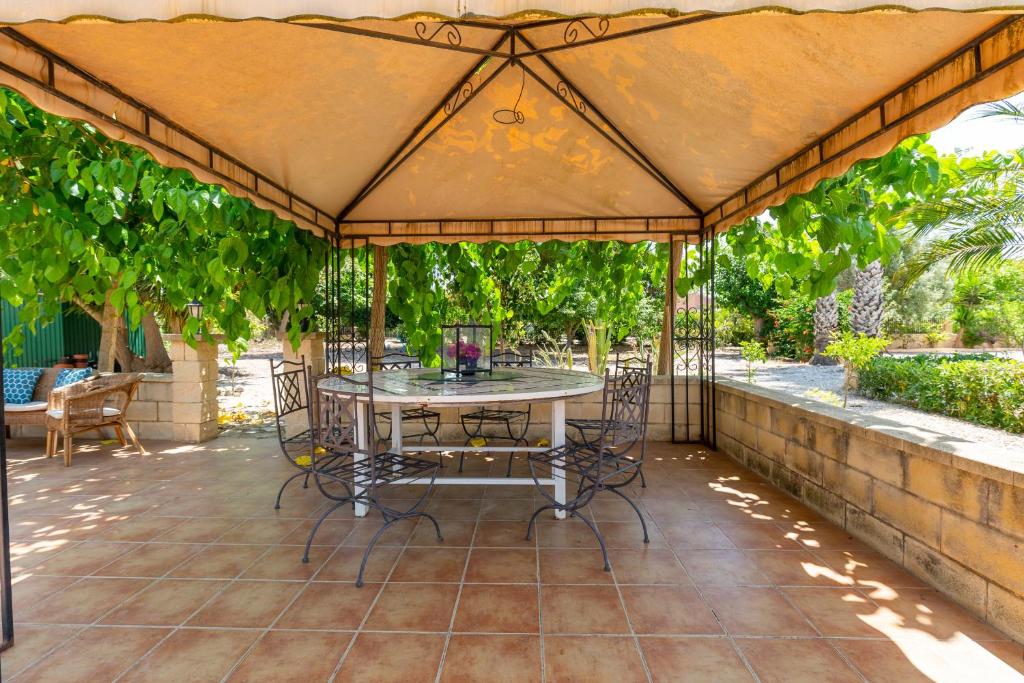Fotografie z fotogalerie ubytování Harmony Villa by Fidalsa v destinaci Daya Vieja