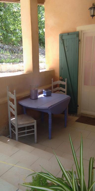 Fotografia z galérie ubytovania Bienvenue à la Source dans une Maison de Charme v destinácii Apt