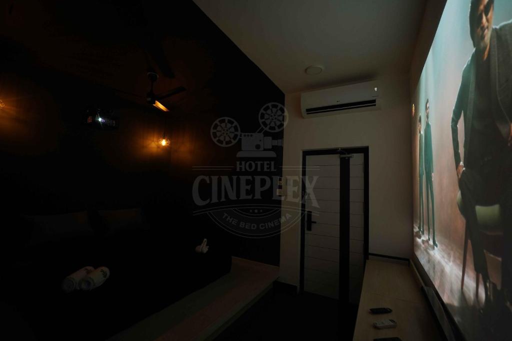 TV a/nebo společenská místnost v ubytování Hotel Cineplex