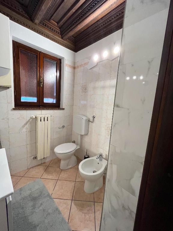 Łazienka w obiekcie B&B Ca' Cammello