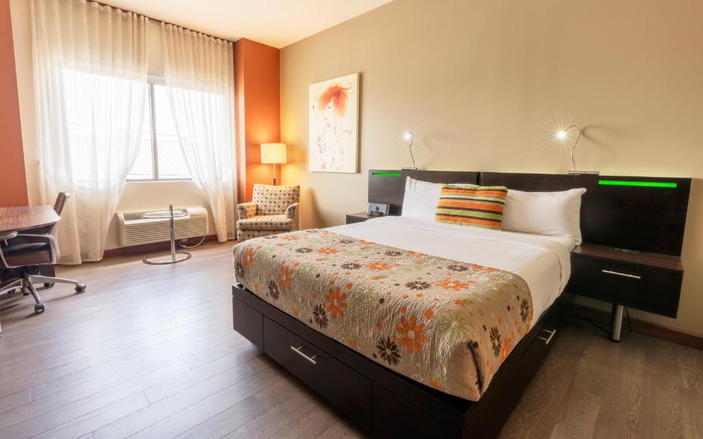 
Double Room with Fireplace and Shower
