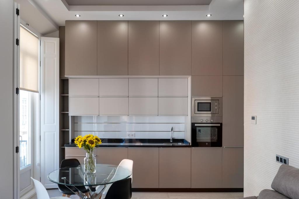 INMálaga Santos Suites 2 - 3