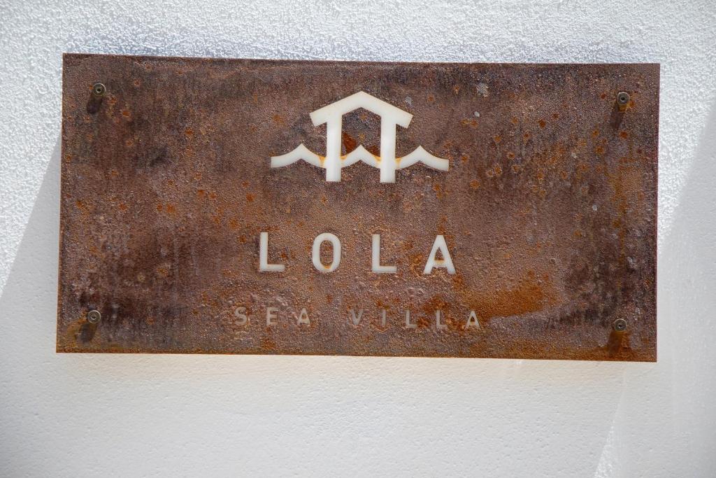 Certifikát, ocenenie alebo iný dokument vystavený v ubytovaní Lola Sea Villa