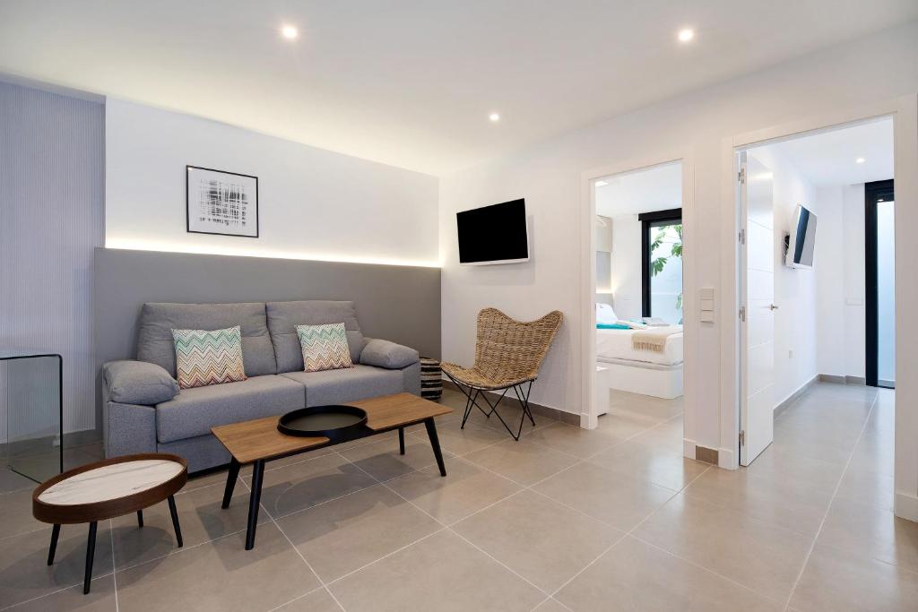 A television and/or entertainment centre at Andrea Sea Villa