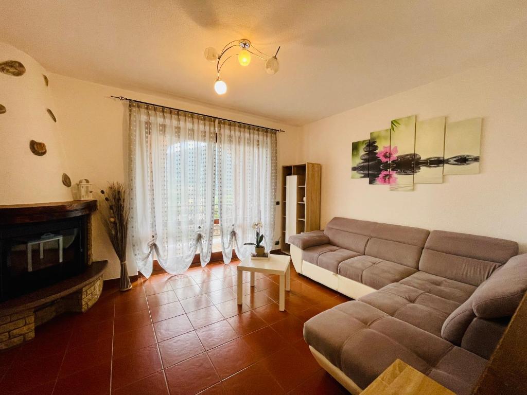 Fotografia z galérie ubytovania Casa Levante 4 v destinácii Cannobio