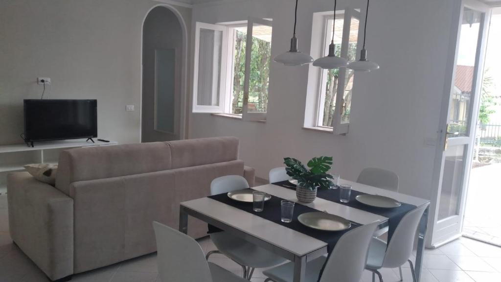 Zdjęcie z galerii obiektu Garden Suite w mieście Maratea