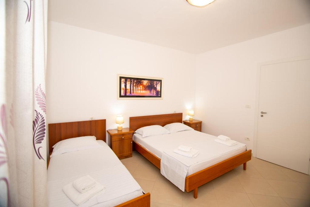 BEACHSITE - Image 2