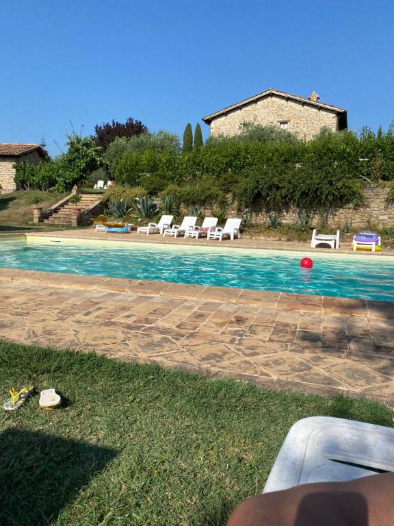 Bazén v ubytování Agriturismo Caiferri con spa nebo v jeho okolí