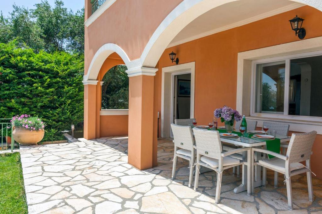 Zahrada ubytování Villa Serpa by Villa Plus