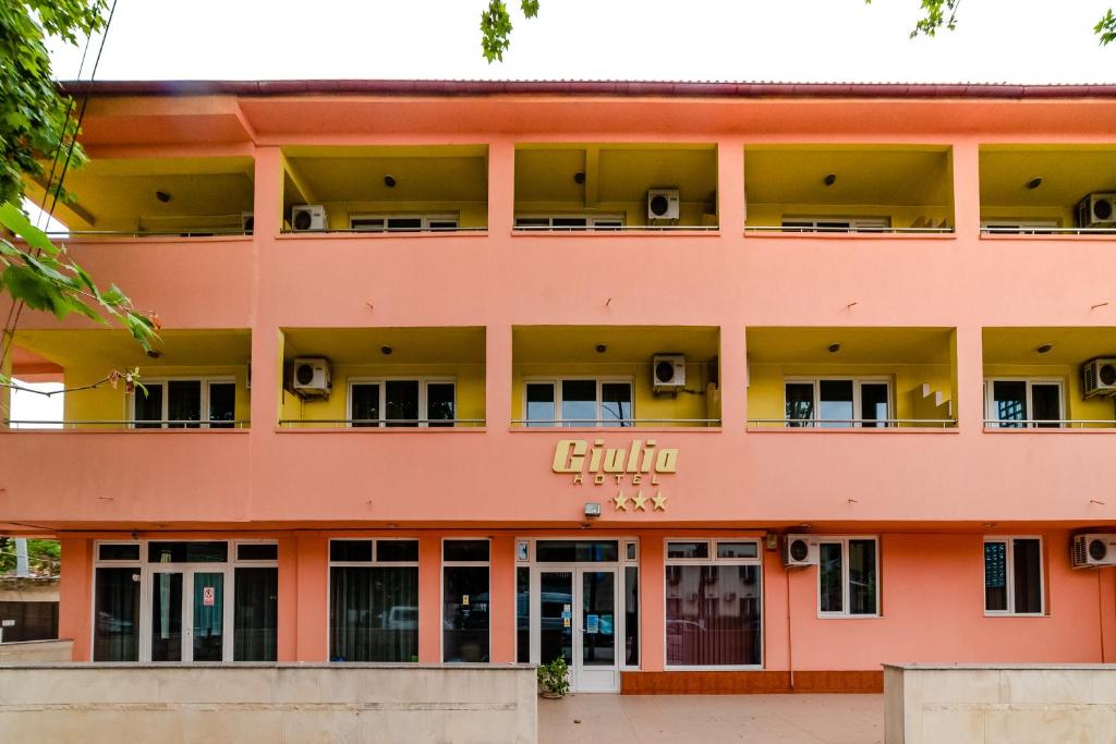 Budova, kde se hotel nachází