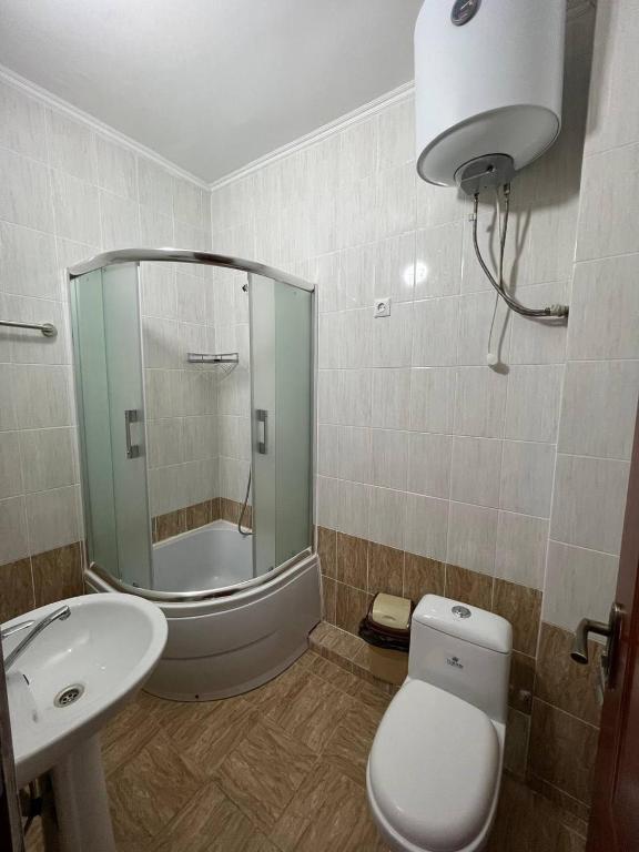 Koupelna v ubytování Гостевой дом Акварель 阿克瓦雷爾旅館 Guest house Akvarel 게스트하우스 아크바렐