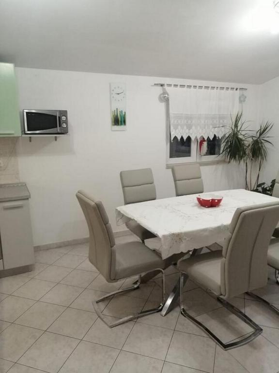 Kuchyňa alebo kuchynka v ubytovaní Apartment Spalato