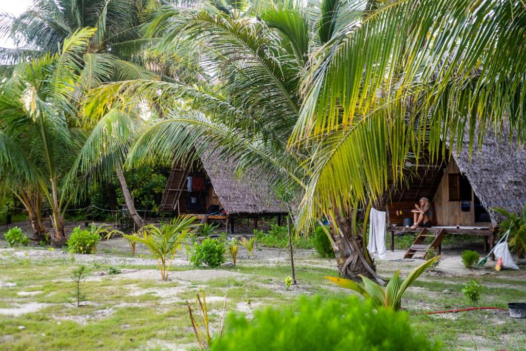 Zahrada ubytování Tailana Island Pulau Banyak