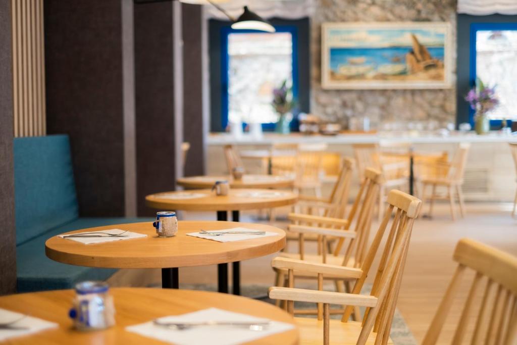 Hotel Voramar, LEscala – Updated 2023 Prices