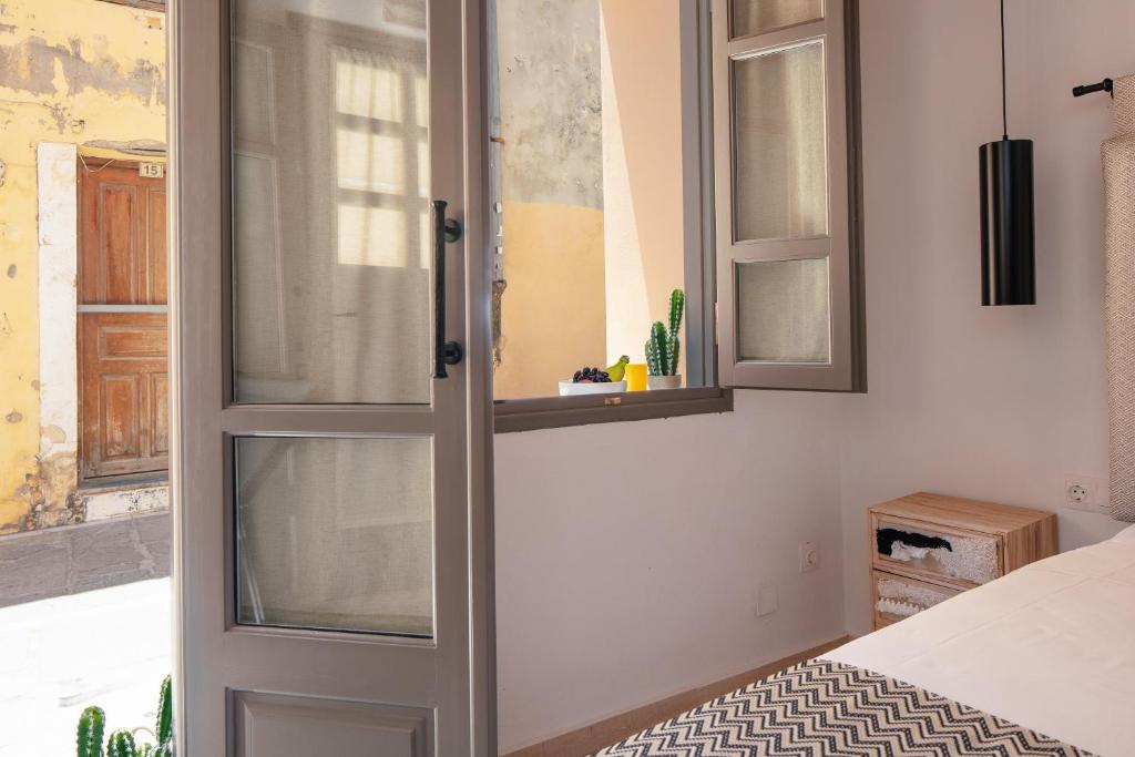 Postel nebo postele na pokoji v ubytování Gateway Suites
