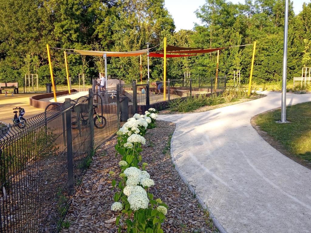 Ogród w obiekcie Ap. Near Thermal Bath