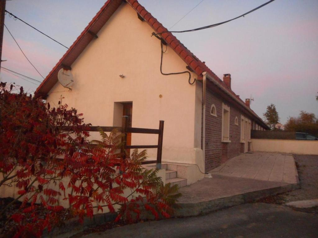 Gîte spacieux avec jardin, terrasse, Wifi et accueil chevaux près de Calais-Boulogne-Saint Omer - FR-1-376-73 - Holiday Home (8 Volwassenen)
