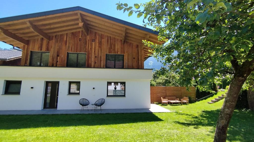 Budova, kde se apartmán nachází