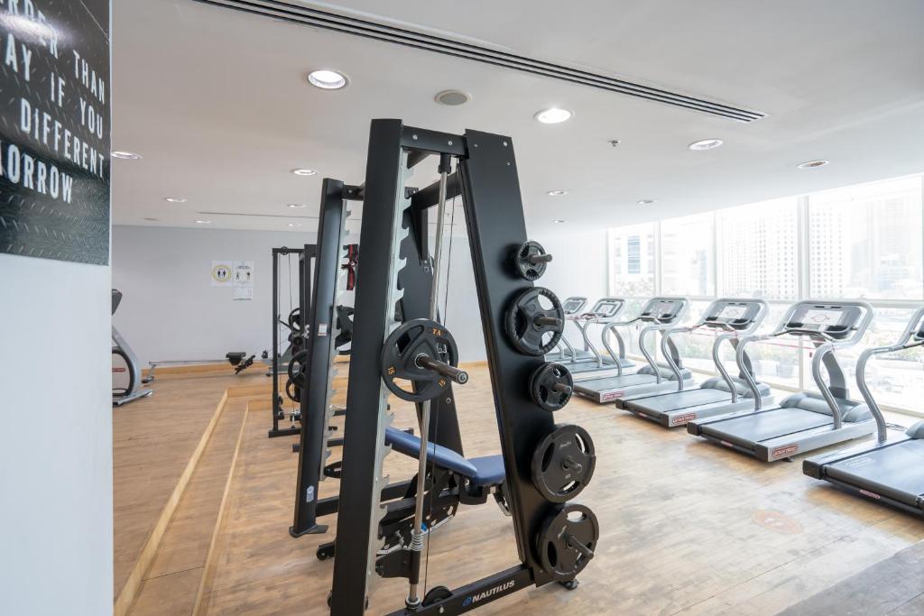 Fitness centrum a/nebo fitness zařízení v ubytování HiGuests - Studio With Incredible Sea Views, 3-min to Beach