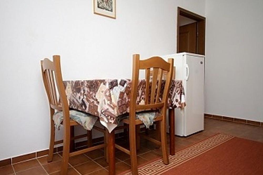 Kuchnia lub aneks kuchenny w obiekcie Apartment 627-2