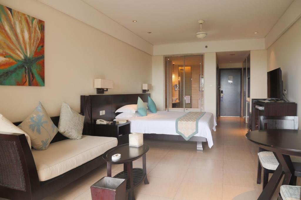 Howard Johnson Resort Sanya Bay - 庭の景色を望むキングルーム