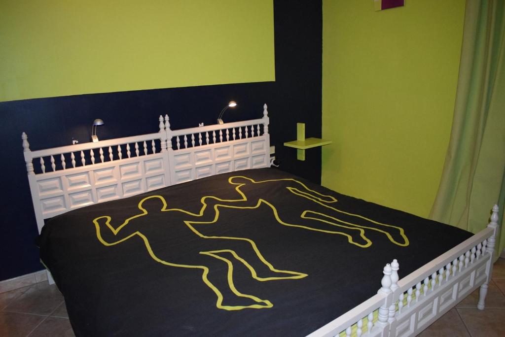 A bed or beds in a room at 395-casa canal 4 dormitorios