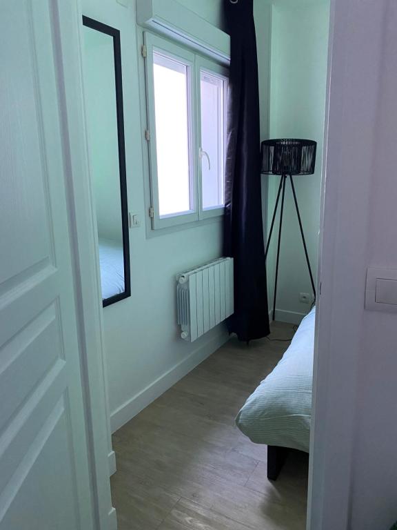 Zdjęcie z galerii obiektu Charmant appartement à thème proche Paris w mieście Montreuil