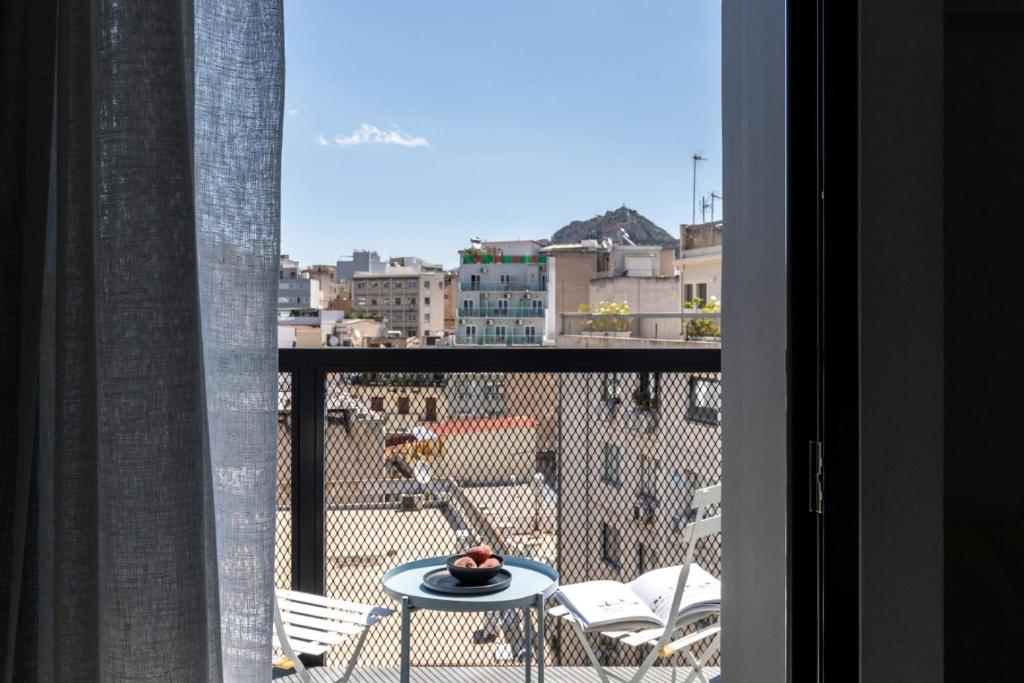 Balkón nebo terasa v ubytování Melo Athens
