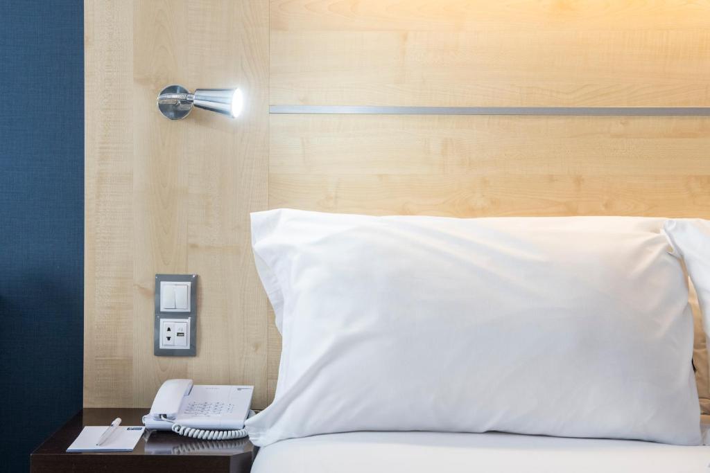 Holiday Inn Express Barcelona City 22@ by IHG - Resim 22