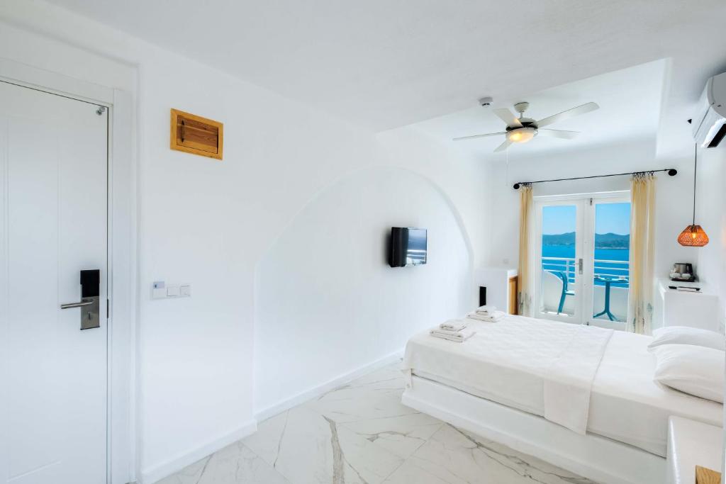Postel nebo postele na pokoji v ubytování Payam Hotel