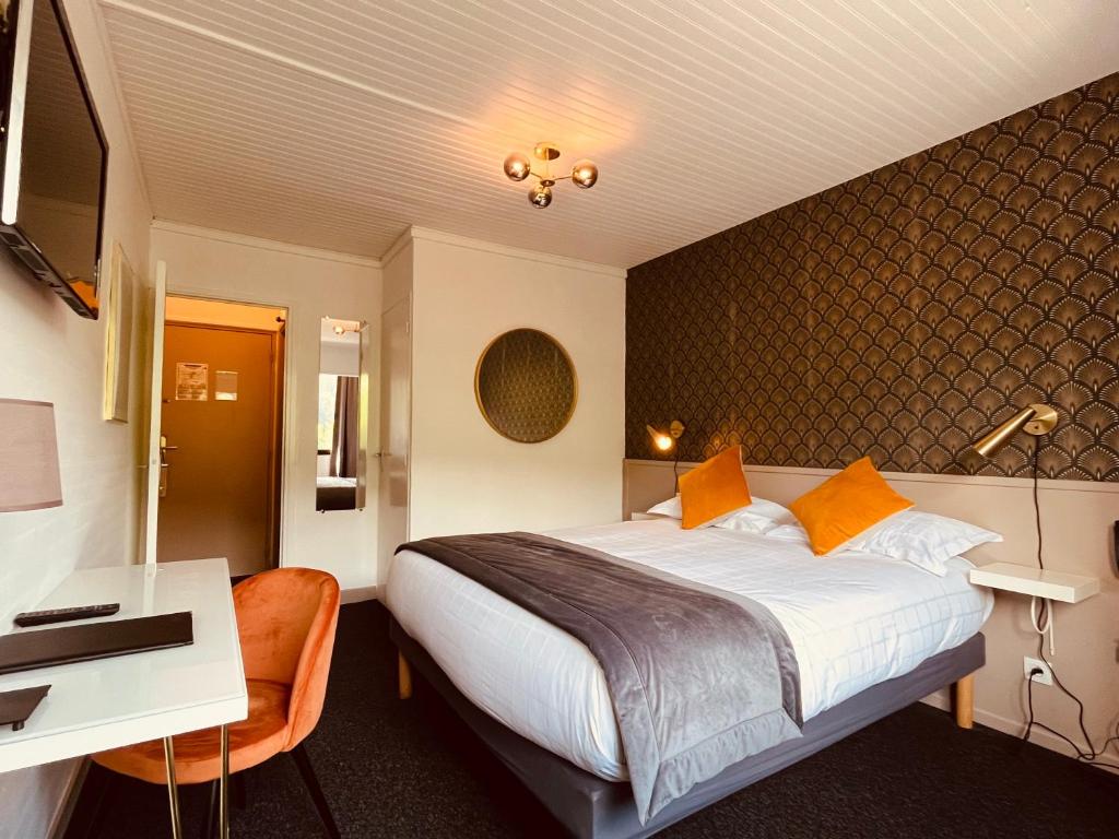 TV a/nebo společenská místnost v ubytování Hotel Le Panorama