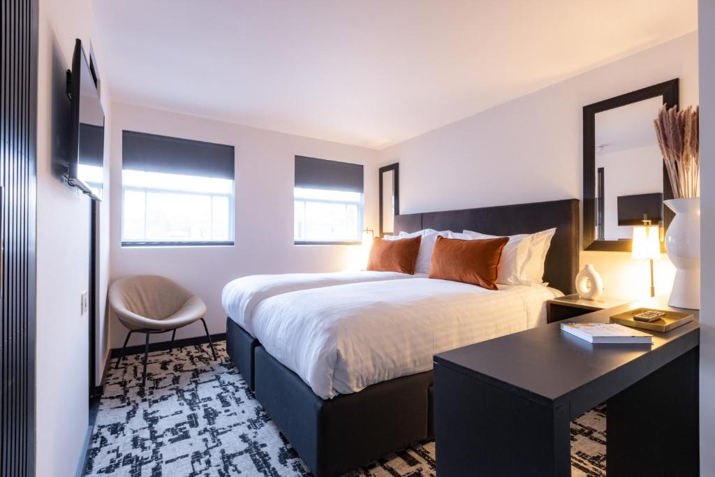 La Suite West - Hyde Park - Resim 26