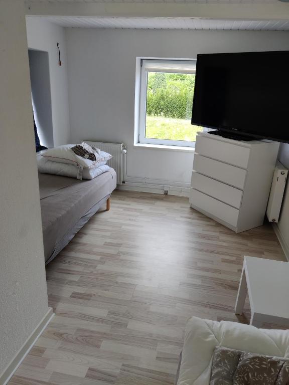 Postel nebo postele na pokoji v ubytování 210 m2 hus til 8 gæster - 5 km fra nyt stort vandland
