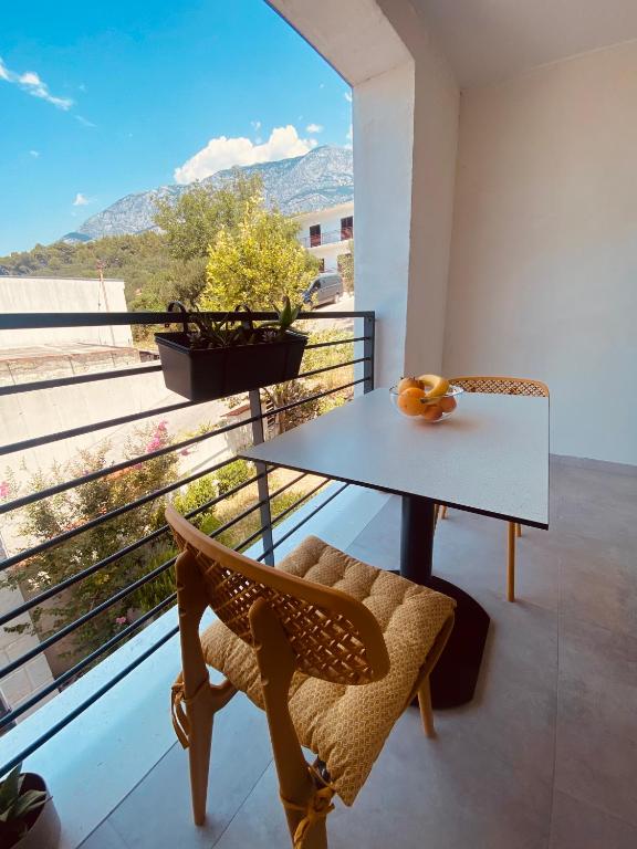Balkón nebo terasa v ubytování Mediteran